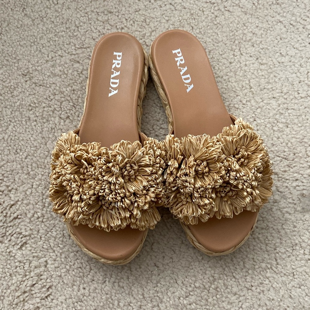 Round open toe